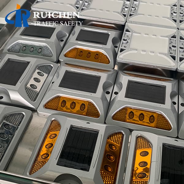 <h3>Half Round Solar Road Stud Light For Sale Car Park--RUICHEN </h3>
